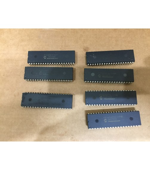 Pic 16f877a dip40 8-Bit 20MHz Mikrodenetleyici 1 adet fiyatı