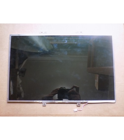 15.4" LCD EKRAN FLORASANLI LTN154X3 -L01