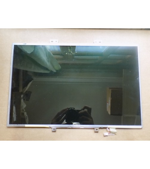 15.4" LCD EKRAN FLORASANLI LTN154XA-L01